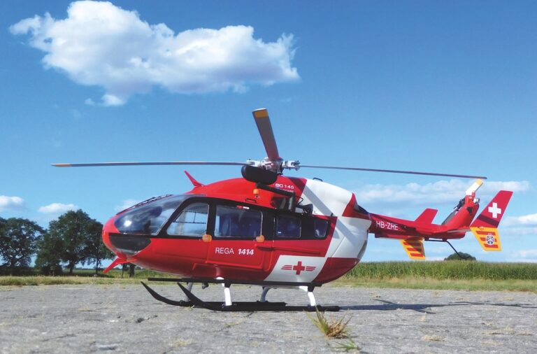 EC 145 Rega in 470er Größe - ROTOR Magazin